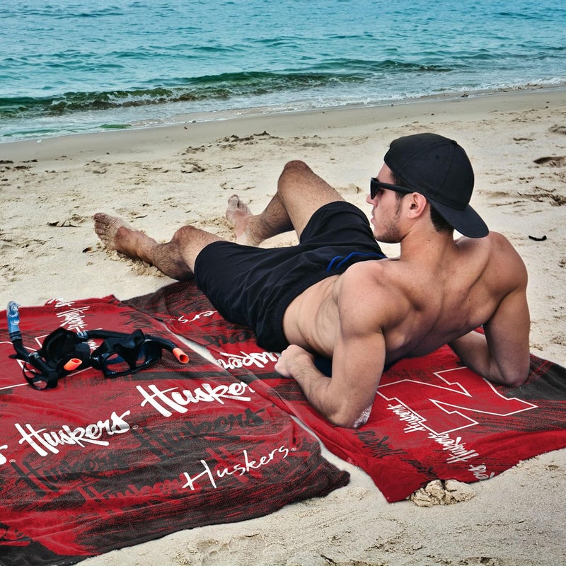 Northwest NCAA Oversized Microfiber Beach Towel, 40 x 72 Inches – Quick Dry, Sand Resistant, Lightweight, Absorbent - Image 2